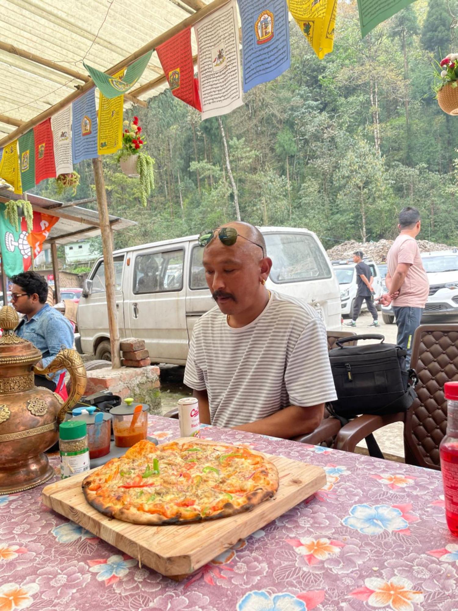 Wake In Himalayas Hostel Pelling Exterior foto