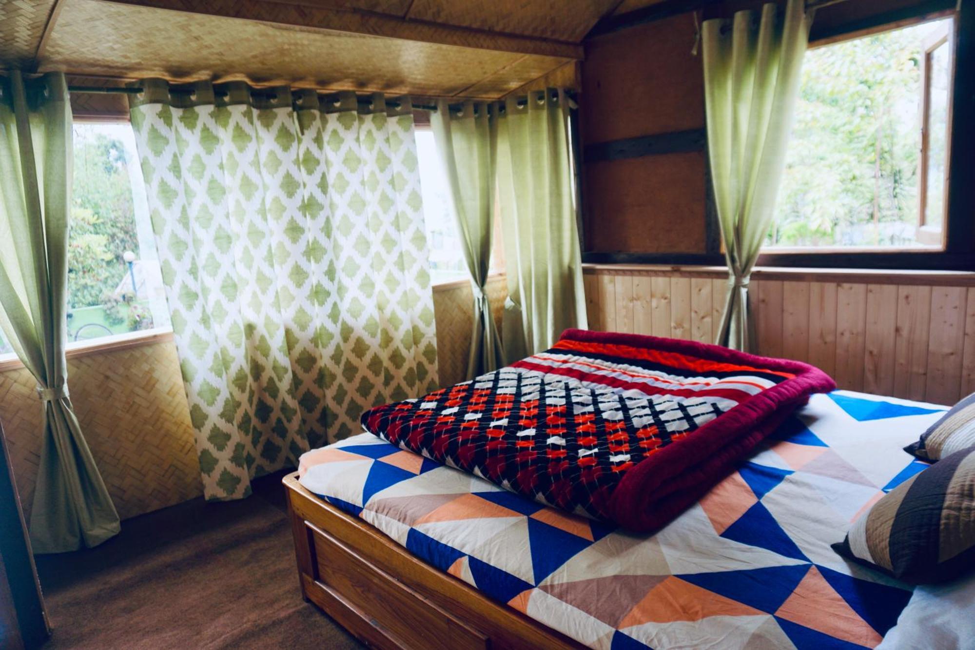 Wake In Himalayas Hostel Pelling Exterior foto