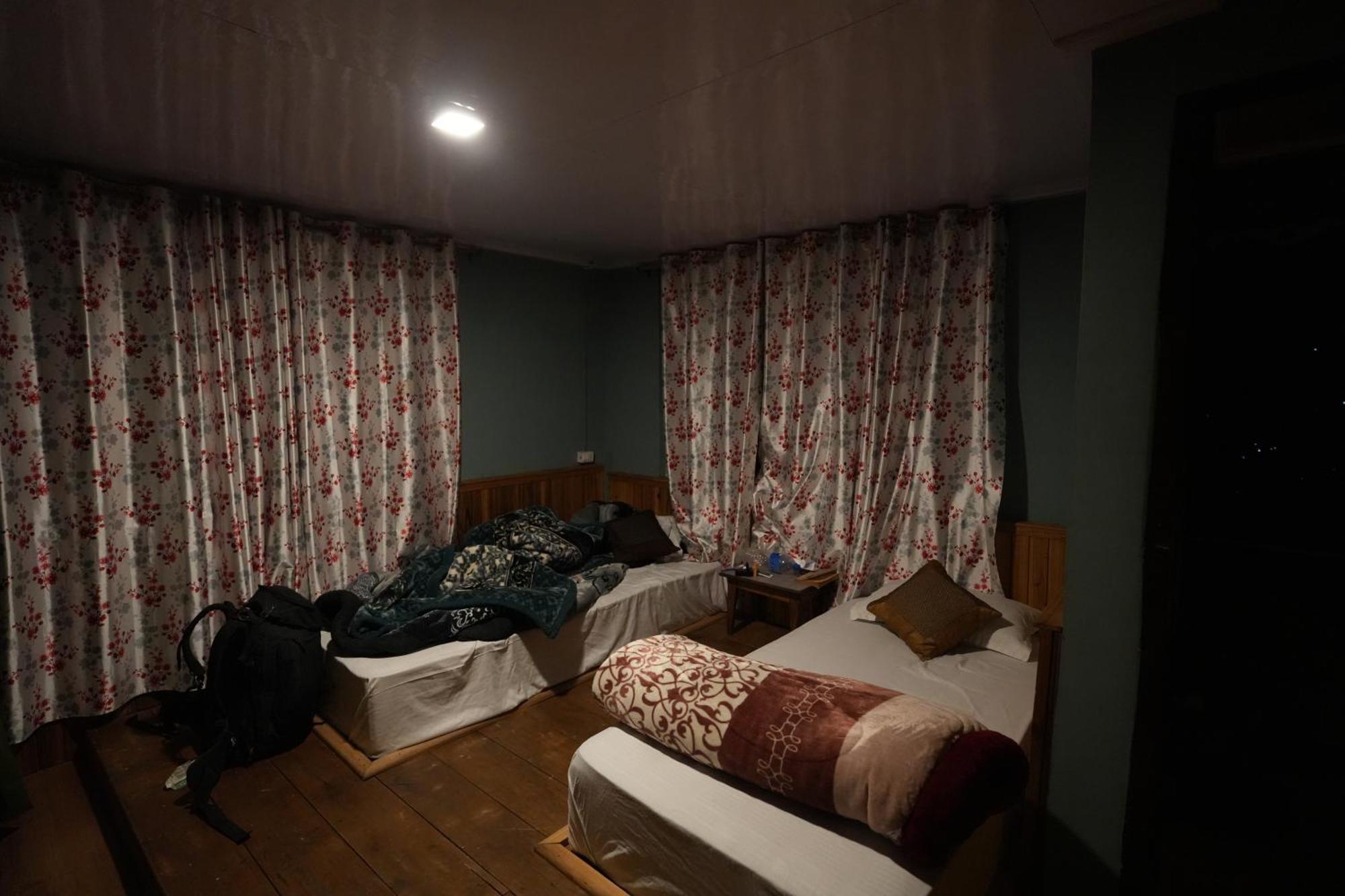 Wake In Himalayas Hostel Pelling Exterior foto