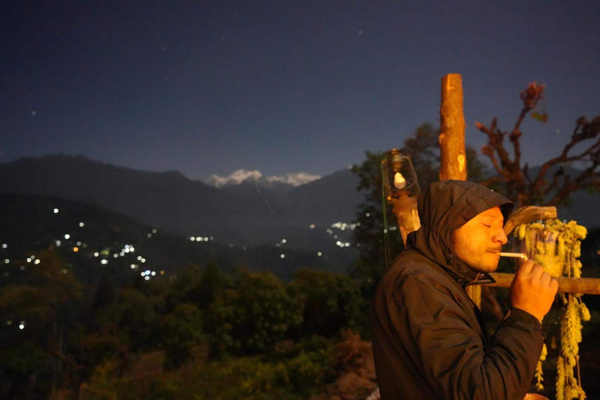Wake In Himalayas Hostel Pelling Exterior foto